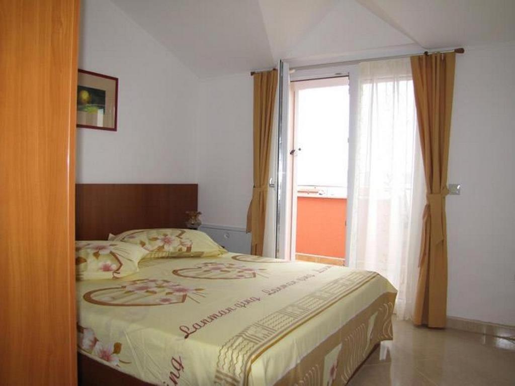Family Friendly Apartments With A Swimming Pool Nevidjane, Pasman - 18054 Neviđane Zewnętrze zdjęcie