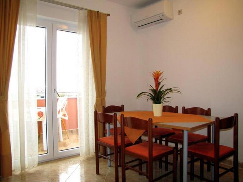 Family Friendly Apartments With A Swimming Pool Nevidjane, Pasman - 18054 Neviđane Pokój zdjęcie
