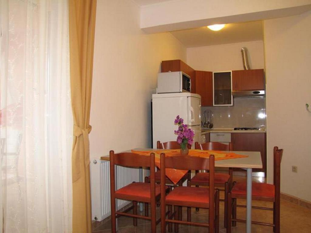 Family Friendly Apartments With A Swimming Pool Nevidjane, Pasman - 18054 Neviđane Zewnętrze zdjęcie