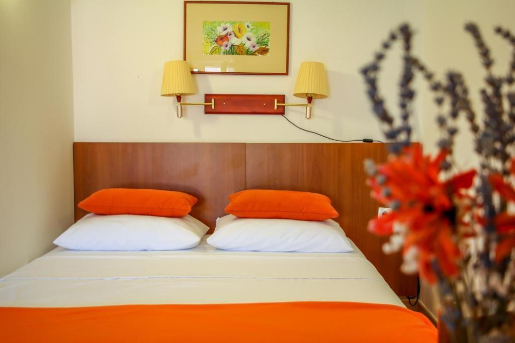 Family Friendly Apartments With A Swimming Pool Nevidjane, Pasman - 18054 Neviđane Zewnętrze zdjęcie