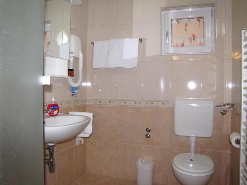 Family Friendly Apartments With A Swimming Pool Nevidjane, Pasman - 18054 Neviđane Zewnętrze zdjęcie