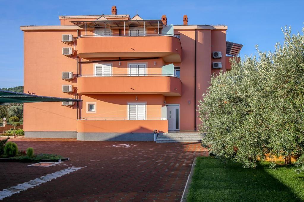 Family Friendly Apartments With A Swimming Pool Nevidjane, Pasman - 18054 Neviđane Zewnętrze zdjęcie